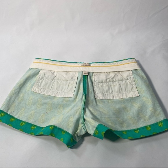 J. Crew green yellow pineapple shorts.Size 4 - Picture 7 of 9